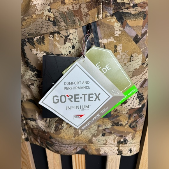 Sitka Mens Dakota Vest Optifade Waterfowl Marsh (XL) New with tags! - Picture 7 of 16